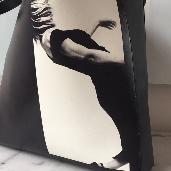 HP💫🧚♀️Narciso Rodriguez x Robert Longo Limited Edition🌟 - Picture 6 of 8